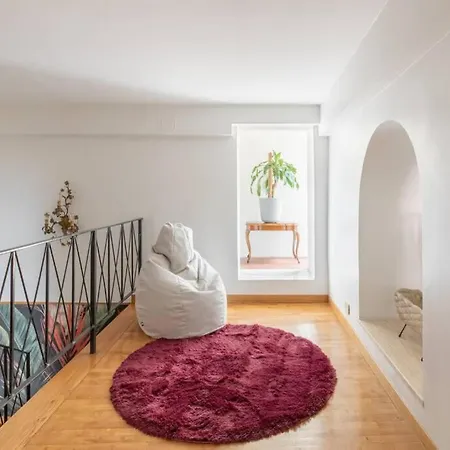 Iflat Colosseum Wide Apartment *